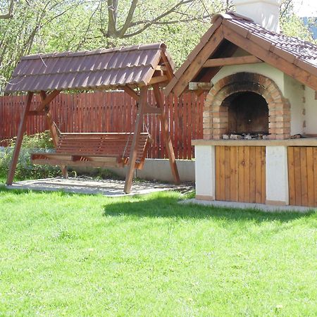 Hotel Casa Dancs Covasna Exterior foto