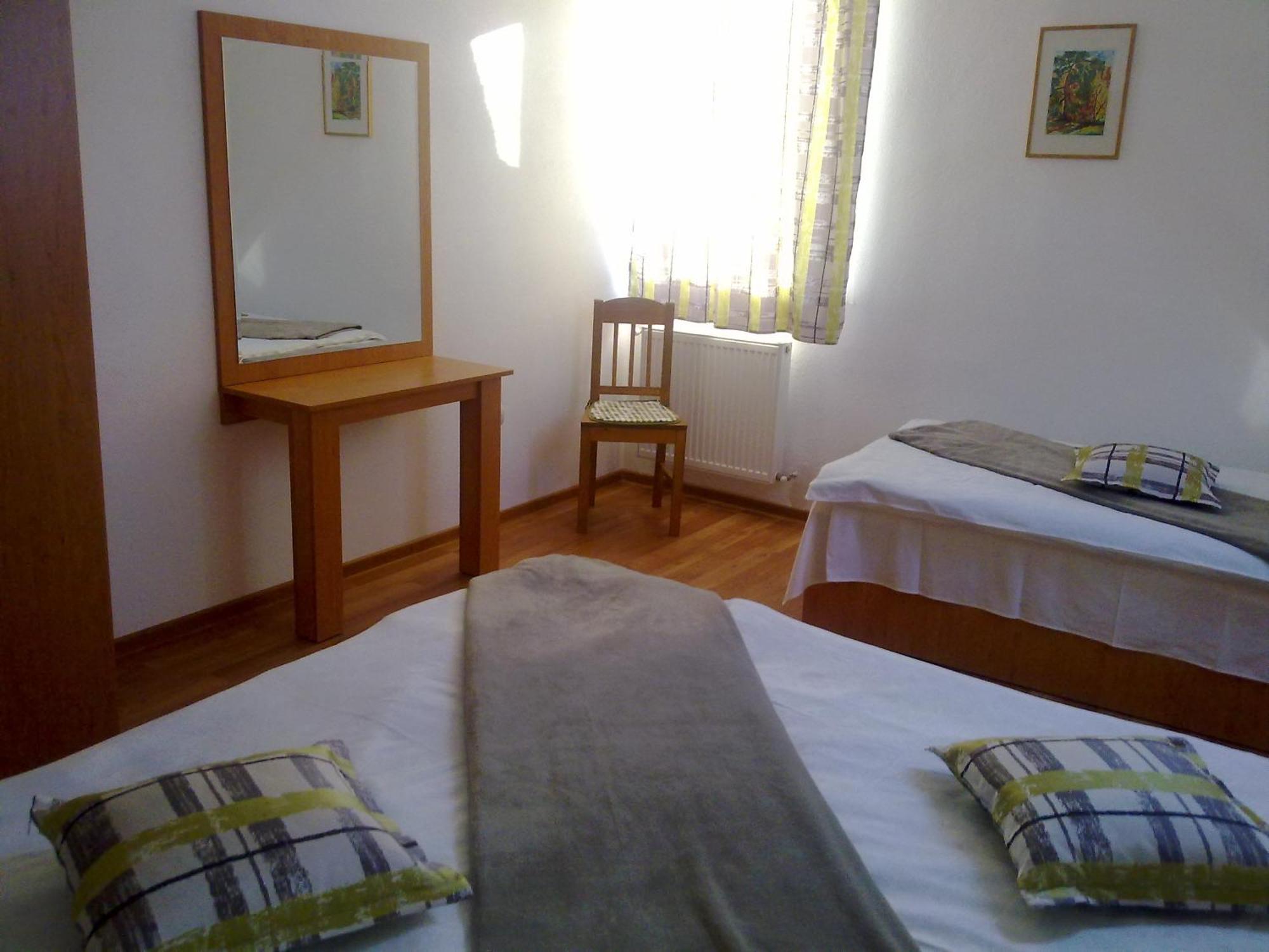 Hotel Casa Dancs Covasna Zimmer foto