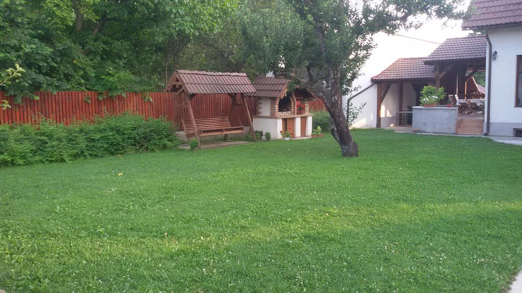 Hotel Casa Dancs Covasna Exterior foto