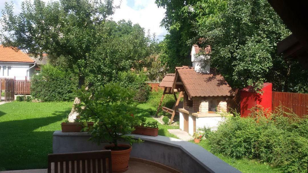 Hotel Casa Dancs Covasna Exterior foto